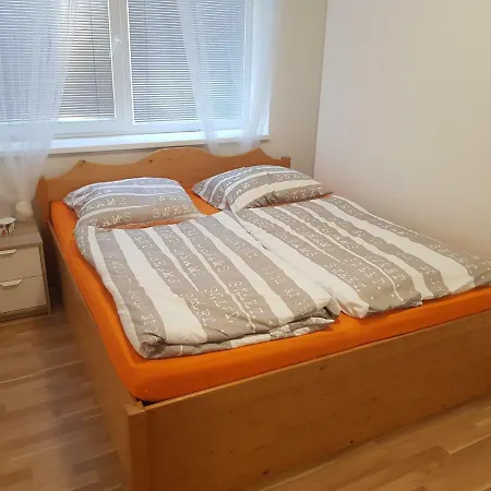 Newly Built 1 Near Center And Bvv Apartamento