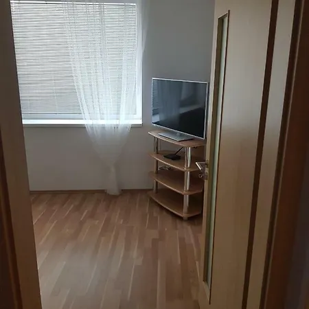 Newly Built 1 Near Center And Bvv Apartment Brno